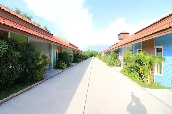 Хатъяй: Naitawan Resort