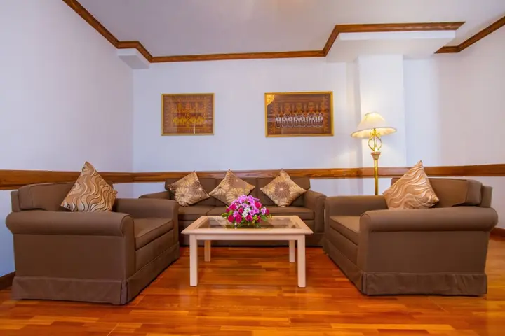 Сурин: Thong Tarin Hotel