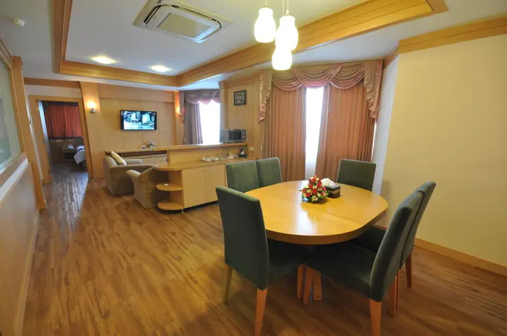 Сурин: Thong Tarin Hotel