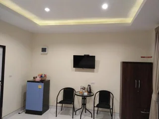 Тхаланг: Phuket Sirinapha Resort