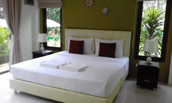 Тхаланг: Phuket Sirinapha Resort