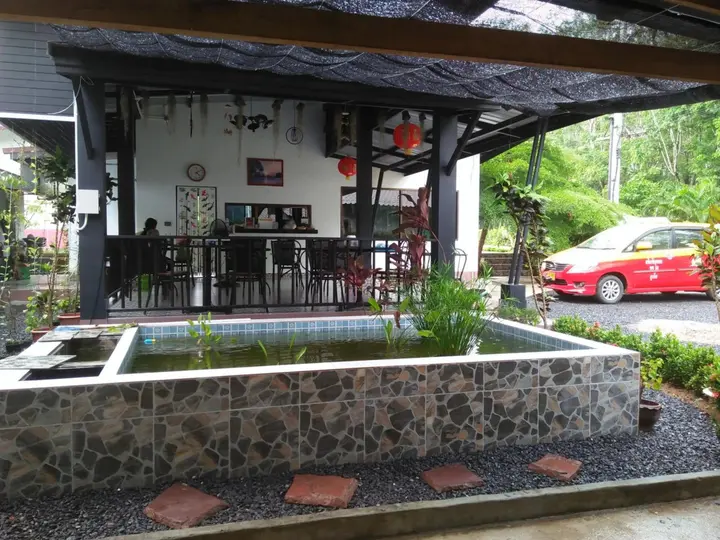 Тхаланг: Phuket Sirinapha Resort
