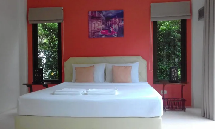 Тхаланг: Phuket Sirinapha Resort