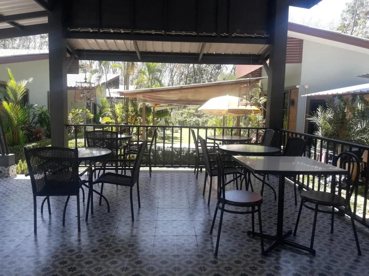 Тхаланг: Phuket Sirinapha Resort