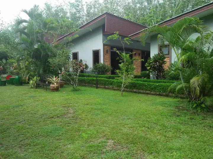 Тхаланг: Phuket Sirinapha Resort