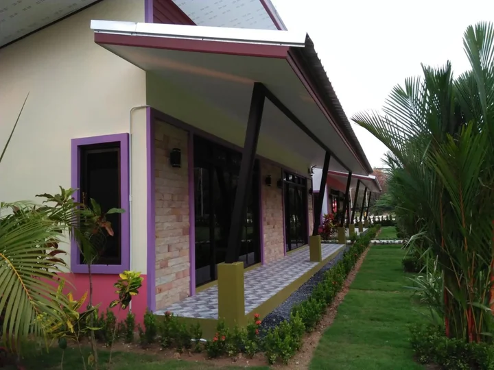 Тхаланг: Phuket Sirinapha Resort