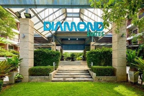 Паттайя: To Diamond Suites Condo by RT