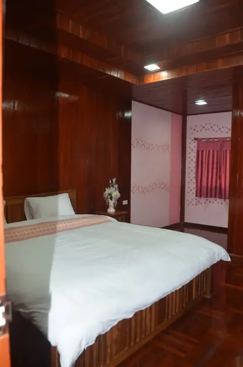 Мей-Сот: Suan Darb Porn Resort (บ้านสวนดาบพรรีสอร์ท)