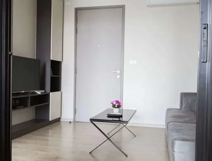 Паттайя: The Base Pattaya by Smart Delight