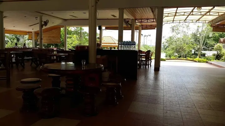Сураттхани: Ruen Luang Resort