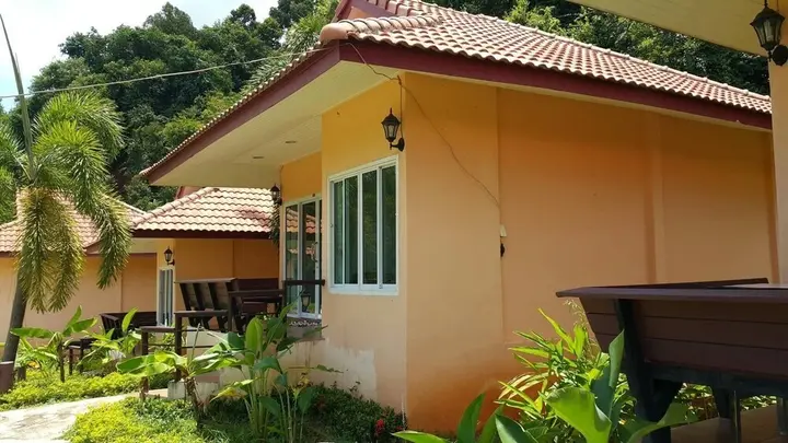 Сураттхани: Ruen Luang Resort
