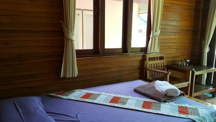 Сураттхани: Ruen Luang Resort