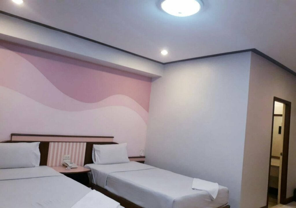 Хатъяй: Wangburapa Grand Hotel