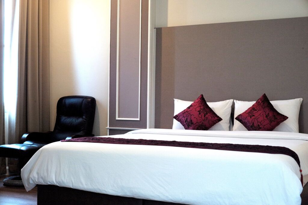 Чонбури: J Park Hotel