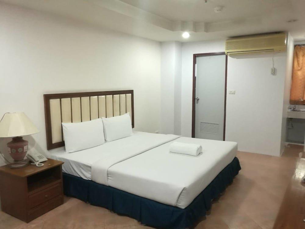 Бангкок: Js Tower Serviced Apartment
