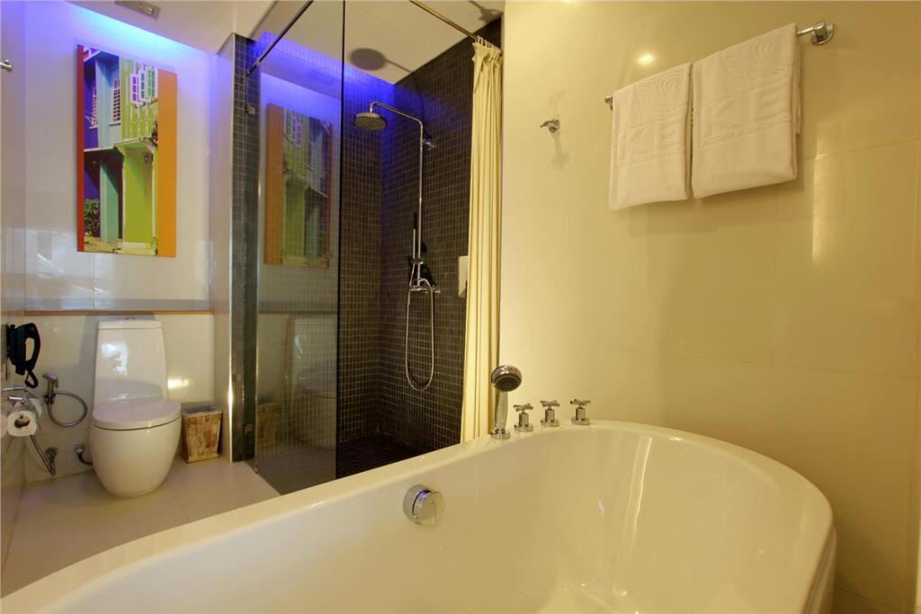 Пхукет: Курортный отель The Kee Resort & Spa