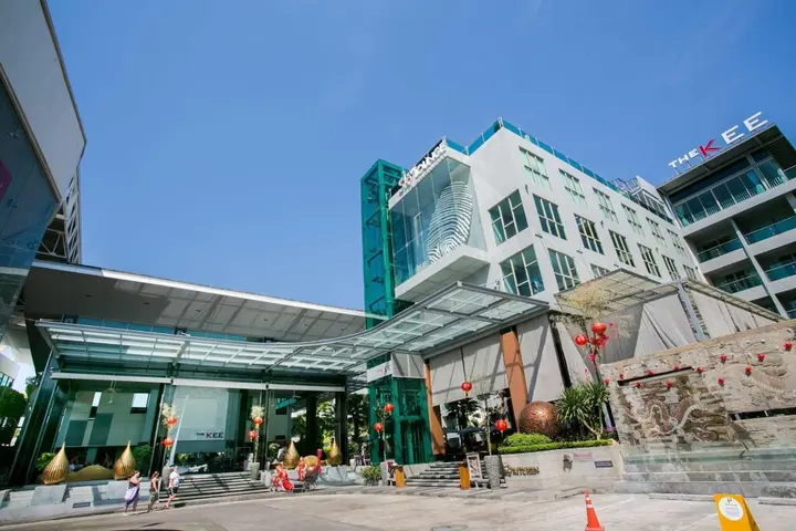 Пхукет: Курортный отель The Kee Resort & Spa