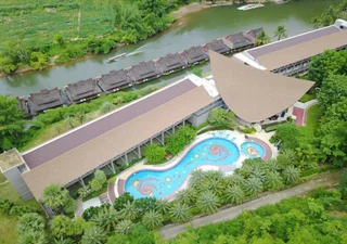 Сай Йок: River Kwai Village Hotel