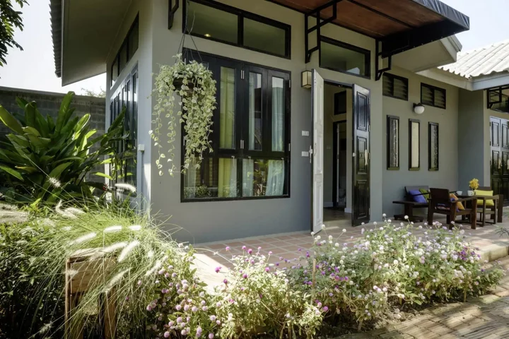 Самутсонгкхрам: Amphawa Caza Platuu