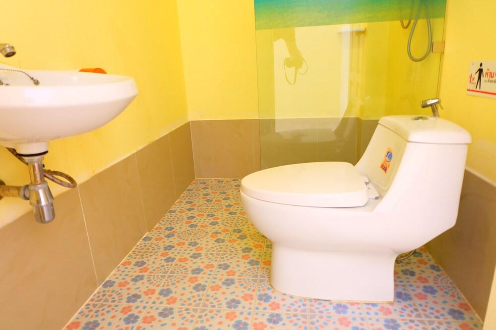 Сичон: Colour Beach Resort