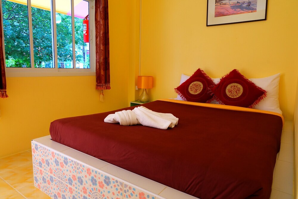 Сичон: Colour Beach Resort