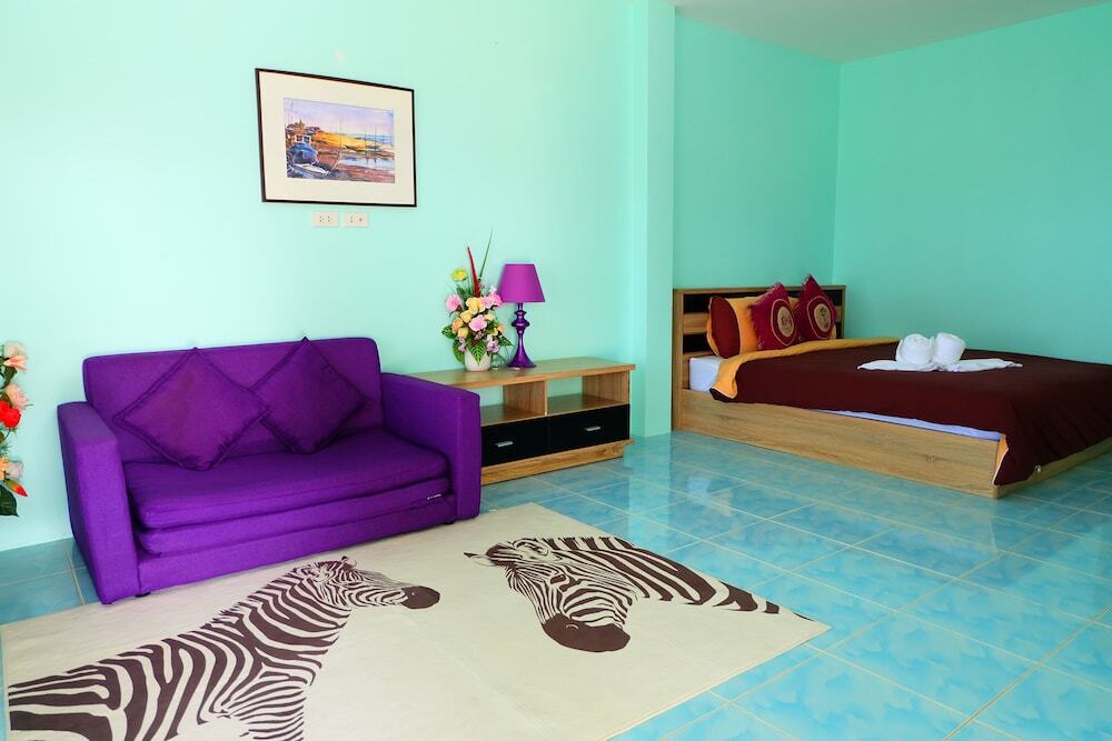 Сичон: Colour Beach Resort