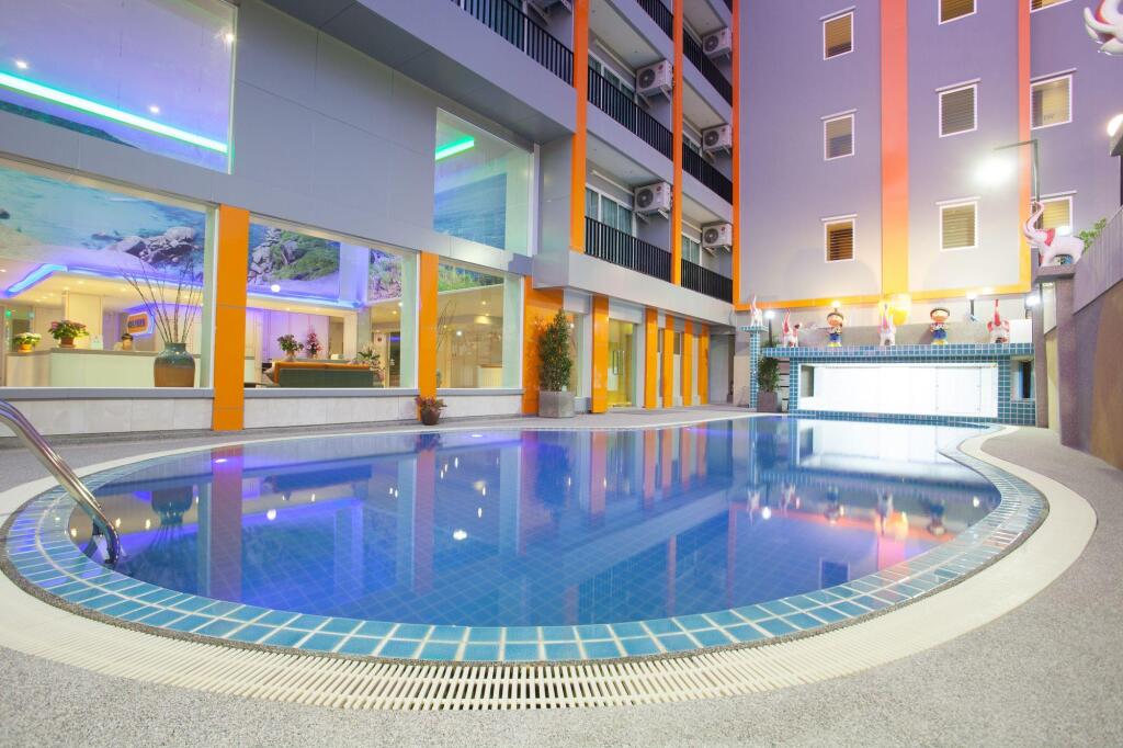 Пхукет: Отель Chabana Kamala Hotel