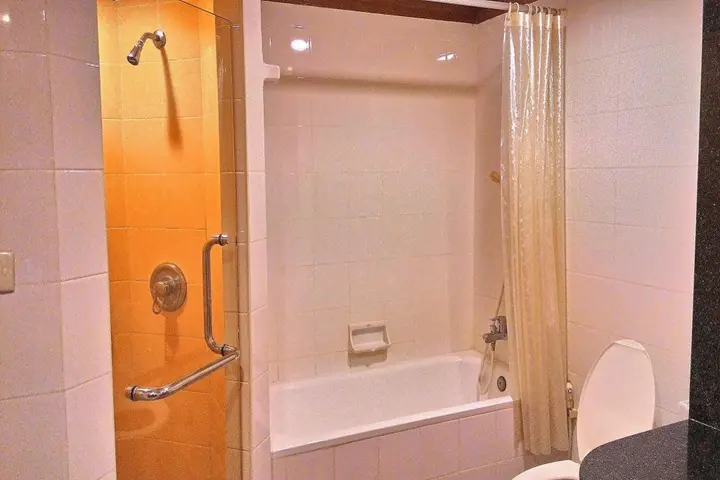 Сураттхани: Siam Thani Hotel