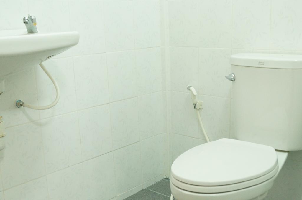 Маха Сарахам: Sataya Apartment