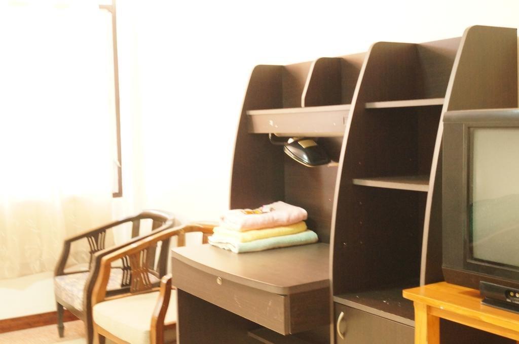 Маха Сарахам: Sataya Apartment