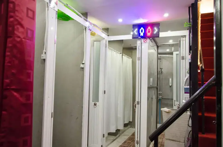 Бангкок: Bed & Butler Hostel