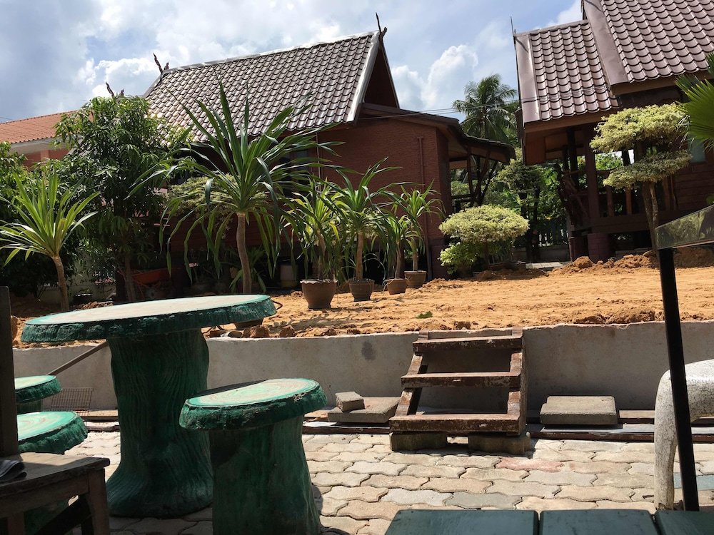 Нанг-Ронг: Baan Tubtim Resort