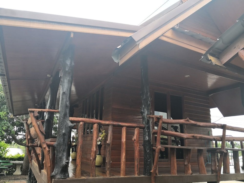 Нанг-Ронг: Baan Tubtim Resort