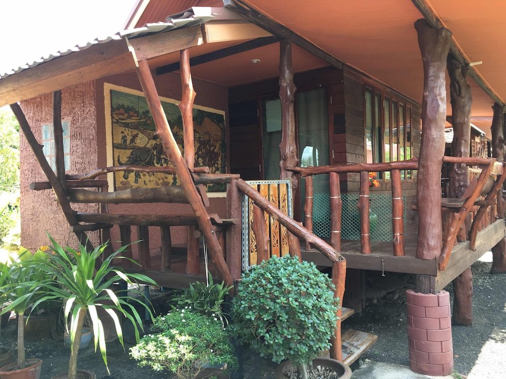 Нанг-Ронг: Baan Tubtim Resort