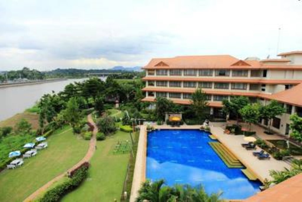 Чианграй: The Imperial River House Resort