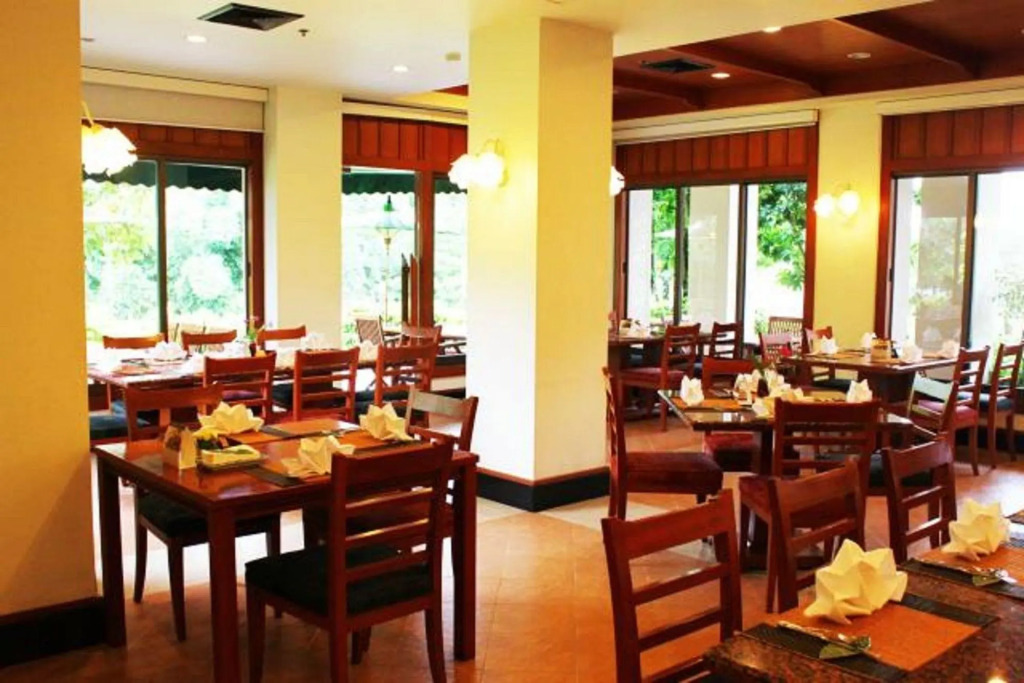 Чианграй: The Imperial River House Resort