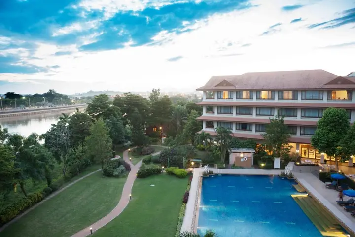 Чианграй: The Imperial River House Resort