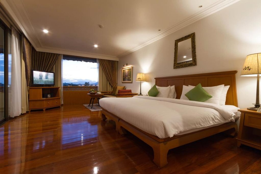 Чианграй: The Imperial River House Resort