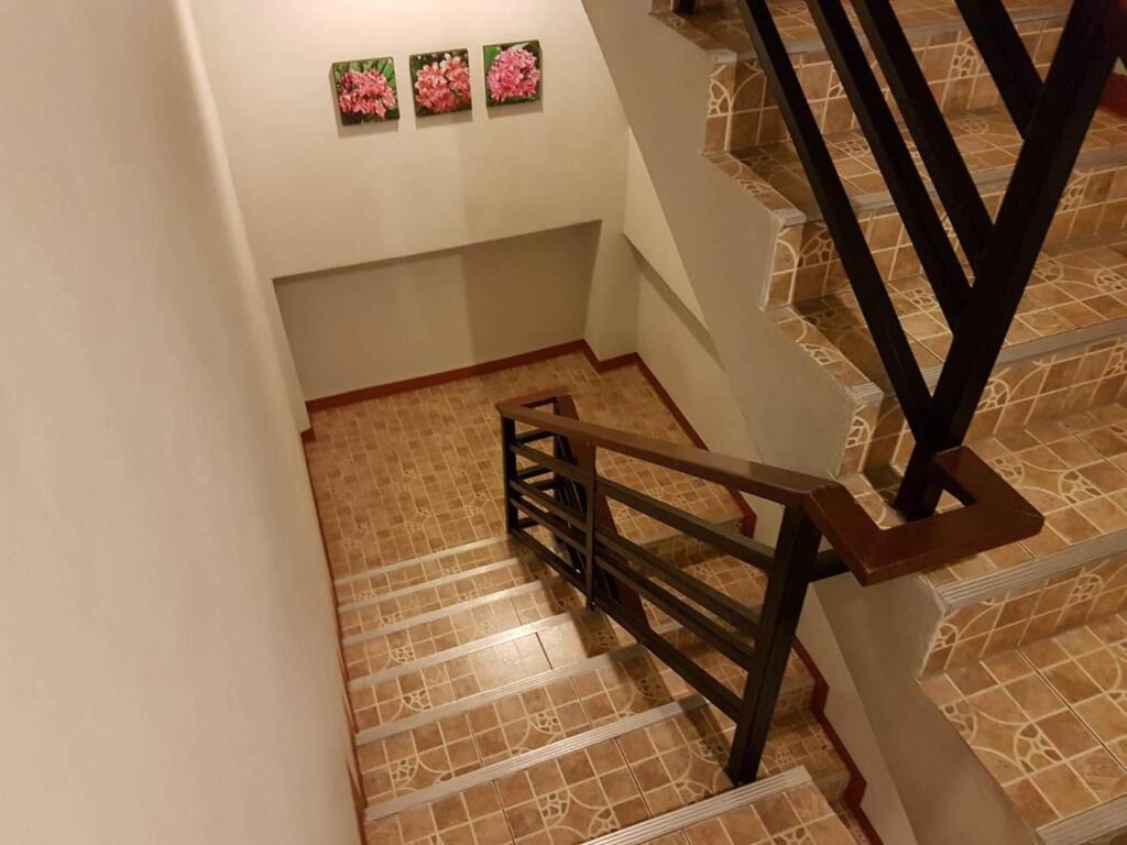 Сирача: ATCHARA Service Apartment