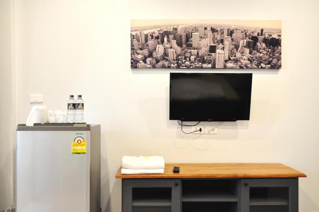Чиангмай: C Room at Airport by Choktawee