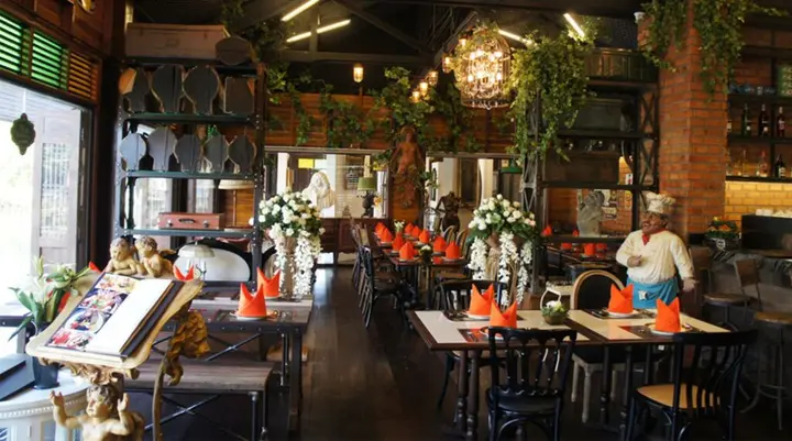 Ампхава: Chuchai Buri Sri Amphawa