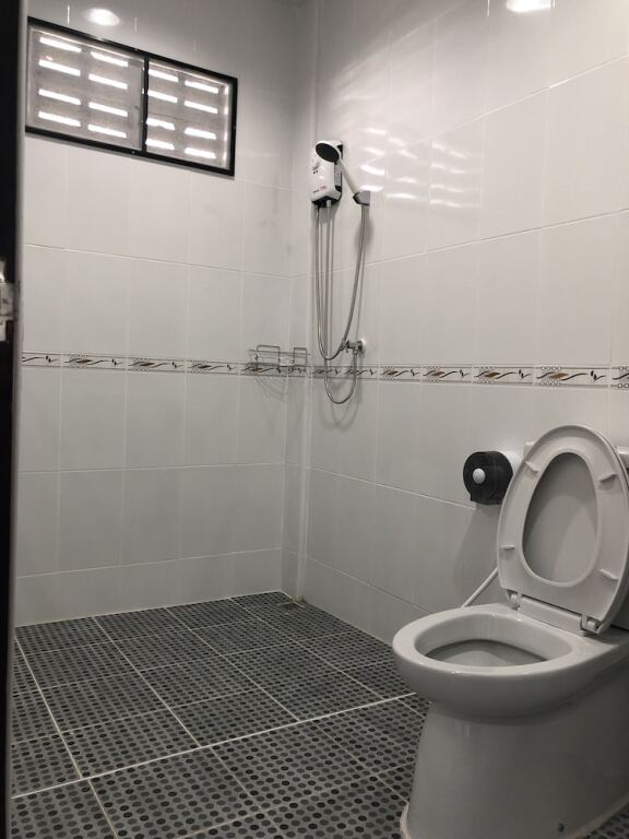 Кхэм Сон: Rabbit Hostel