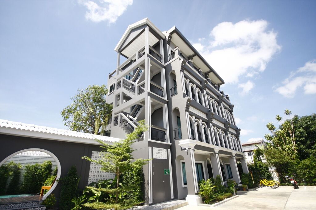Муанг: The Besavana Phuket