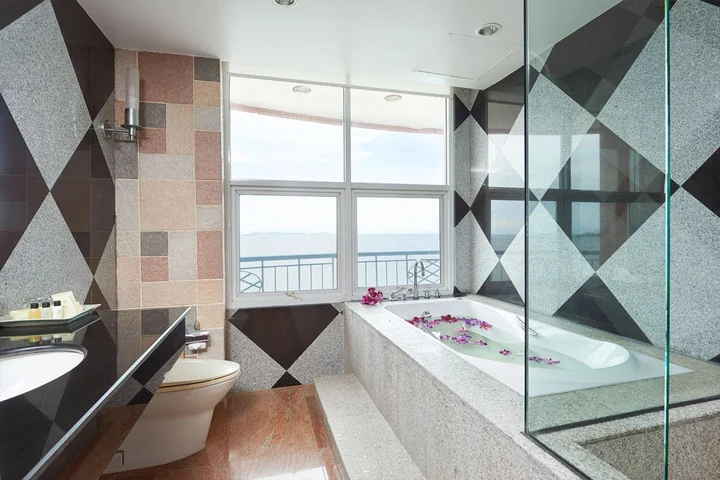 Паттайя: Отель Long Beach Garden Hotel & Pavilions