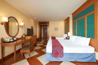 Паттайя: Отель Long Beach Garden Hotel & Pavilions