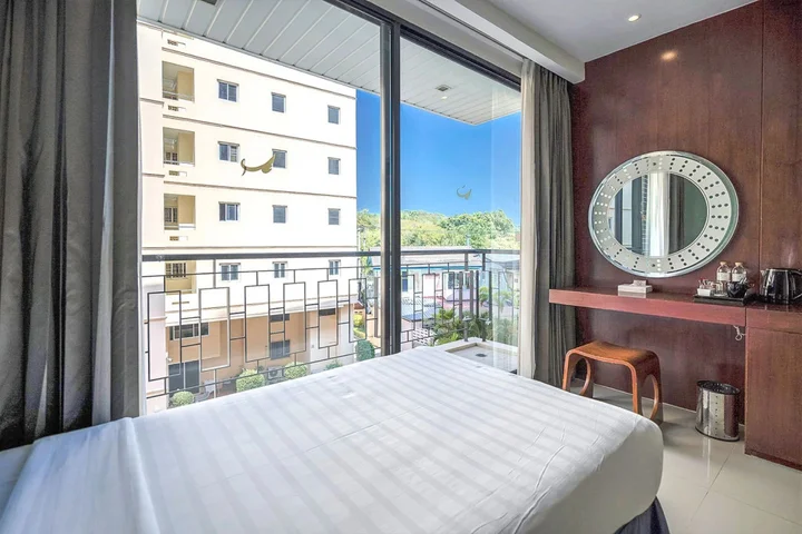 Паттайя: Отель Long Beach Garden Hotel & Pavilions