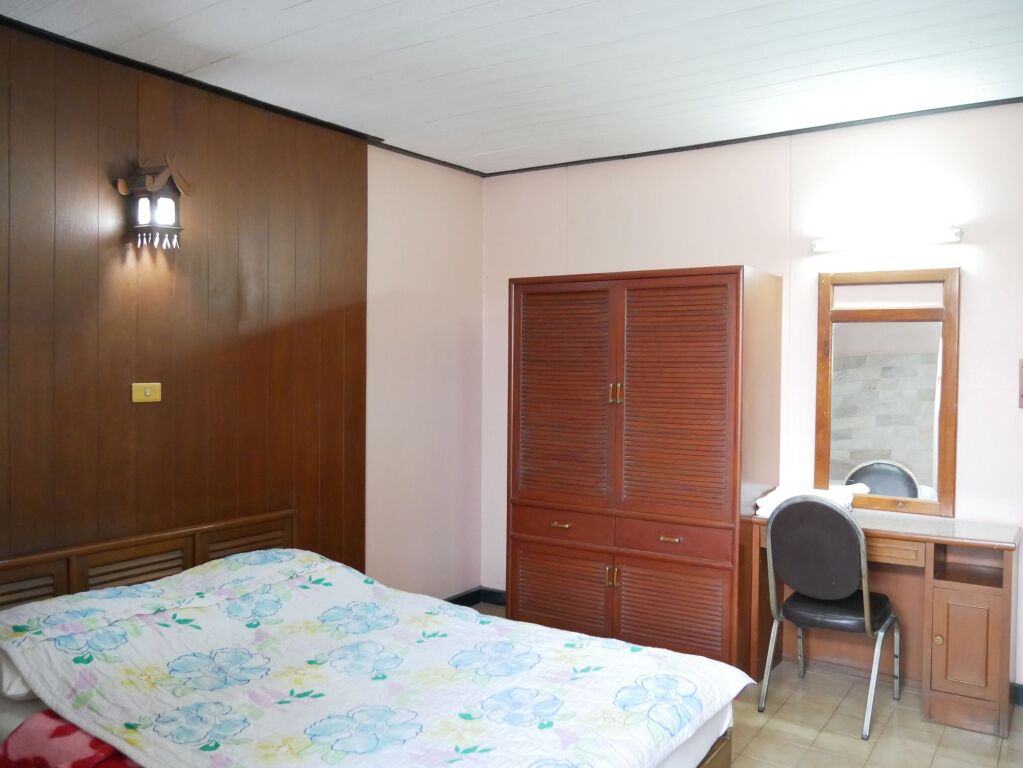 Пхитсанулок: Salathai Hotel