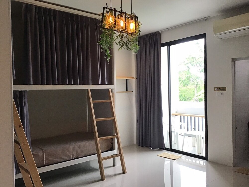 Муанг: The Bunk Hostel Phuket