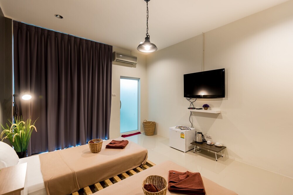 Муанг: The Bunk Hostel Phuket