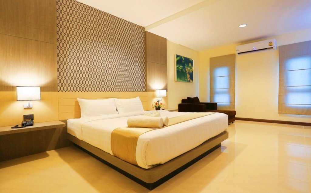 Накхонситхаммарат: ibiz Boutique Hotel